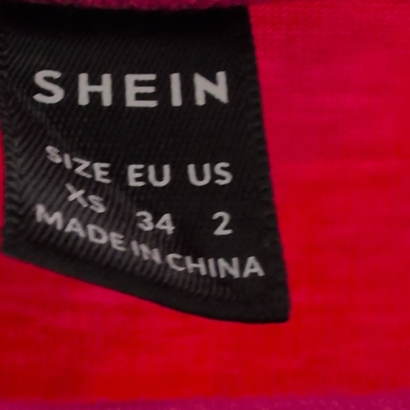 SHEIN Pink Tribal Butterfly Graphic Baby Tee Crop Top XS - Picture 6 of 6